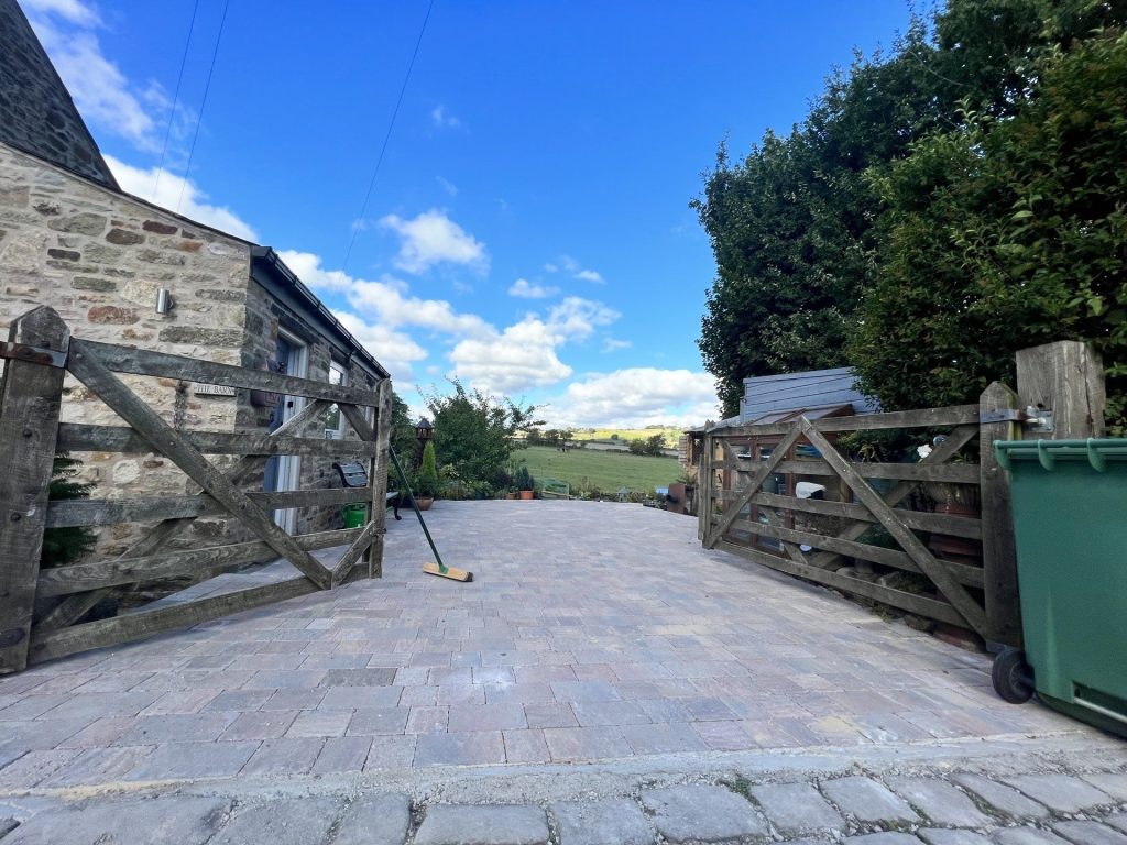 driveway in Wilmslow, Cheshire